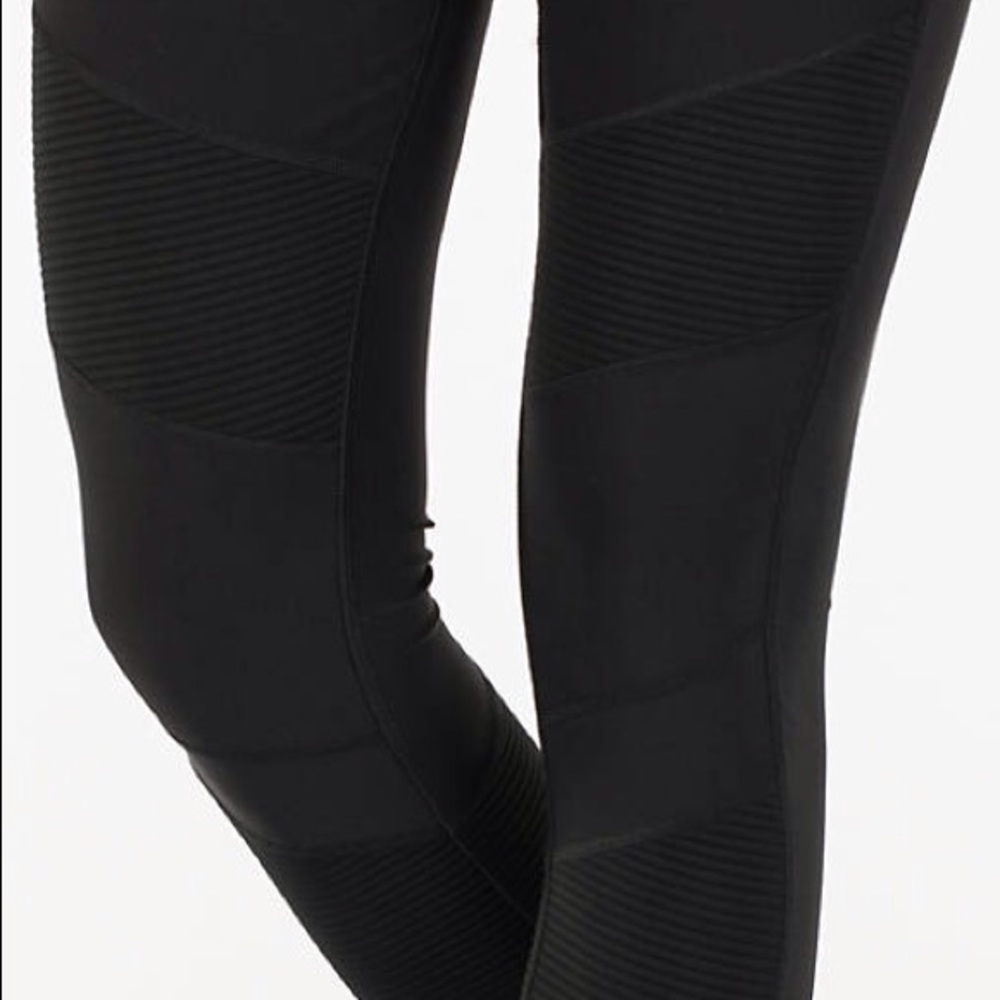 Moto Blocked Fitted Leggings - Picture 3 of 8